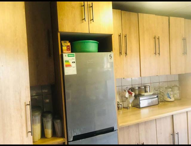 3 BEDROOM HOUSE FOR SALE IN TSAKANE EXT 5